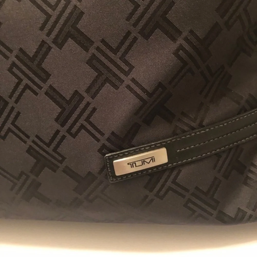 Tumi laptop computer briefcase business bag